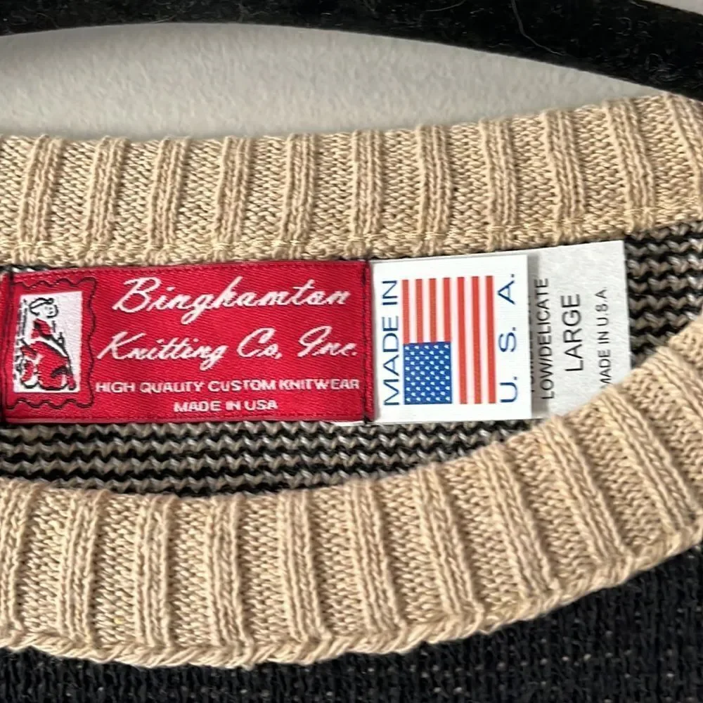 Binghamton Knitting Co. Christmas Santa Sweater Size Large NWOT Made‎ in USA